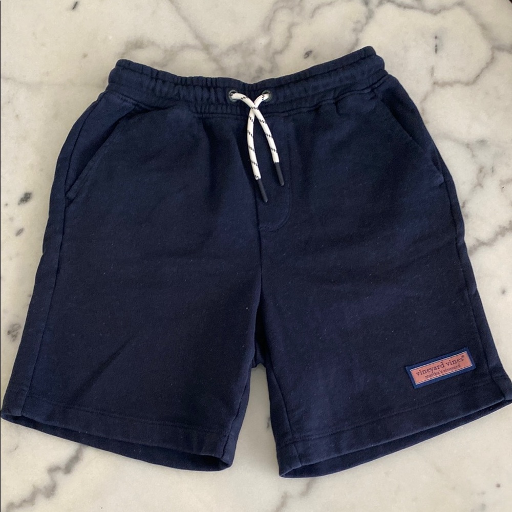 Boys Navy Shorts vineyard vines Size Small